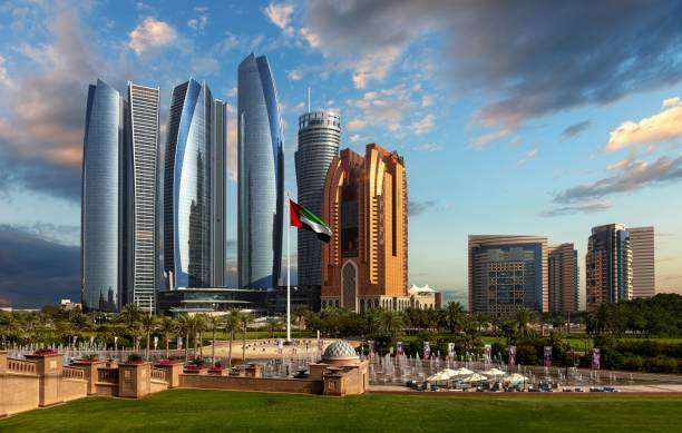 Dubai's modern skyline with international business appeal, attracting foreign employees to the UAE.